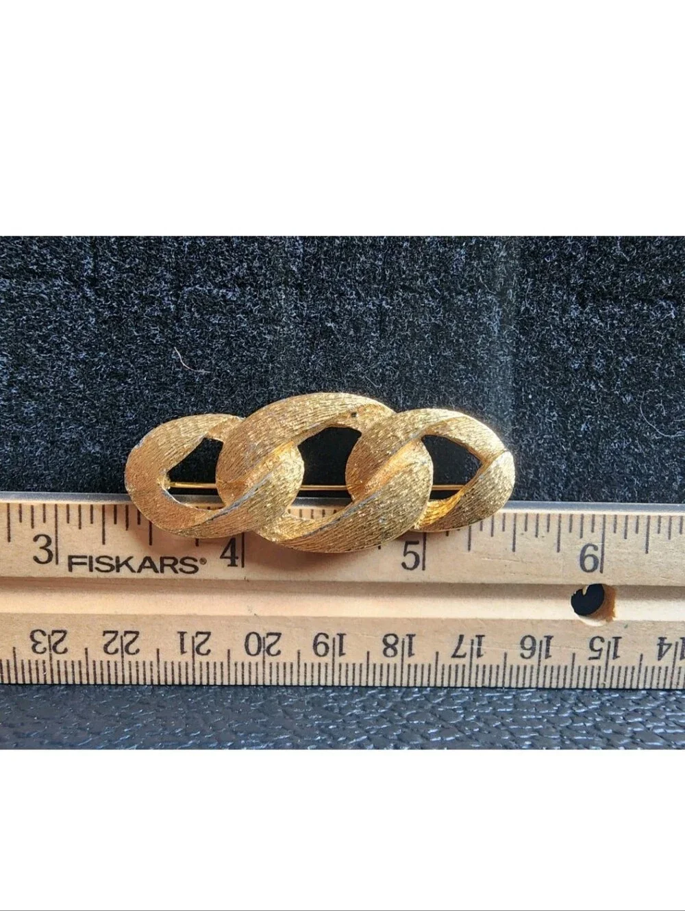 Vintage Napier Triple Wreath Gold Tone Brooch Pin Used
